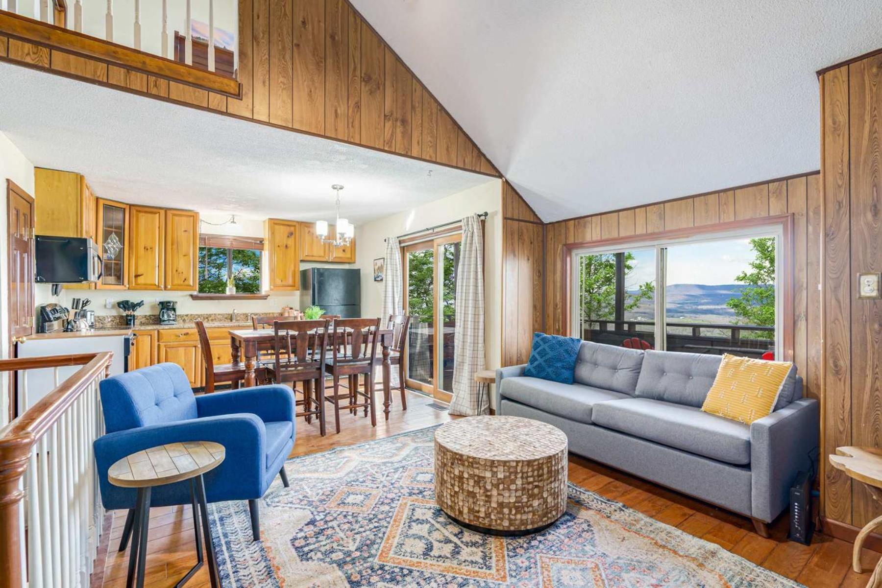 Amazing Views, Hot Tub, Fire Pit, Deck & Fireplace Inwood Екстериор снимка