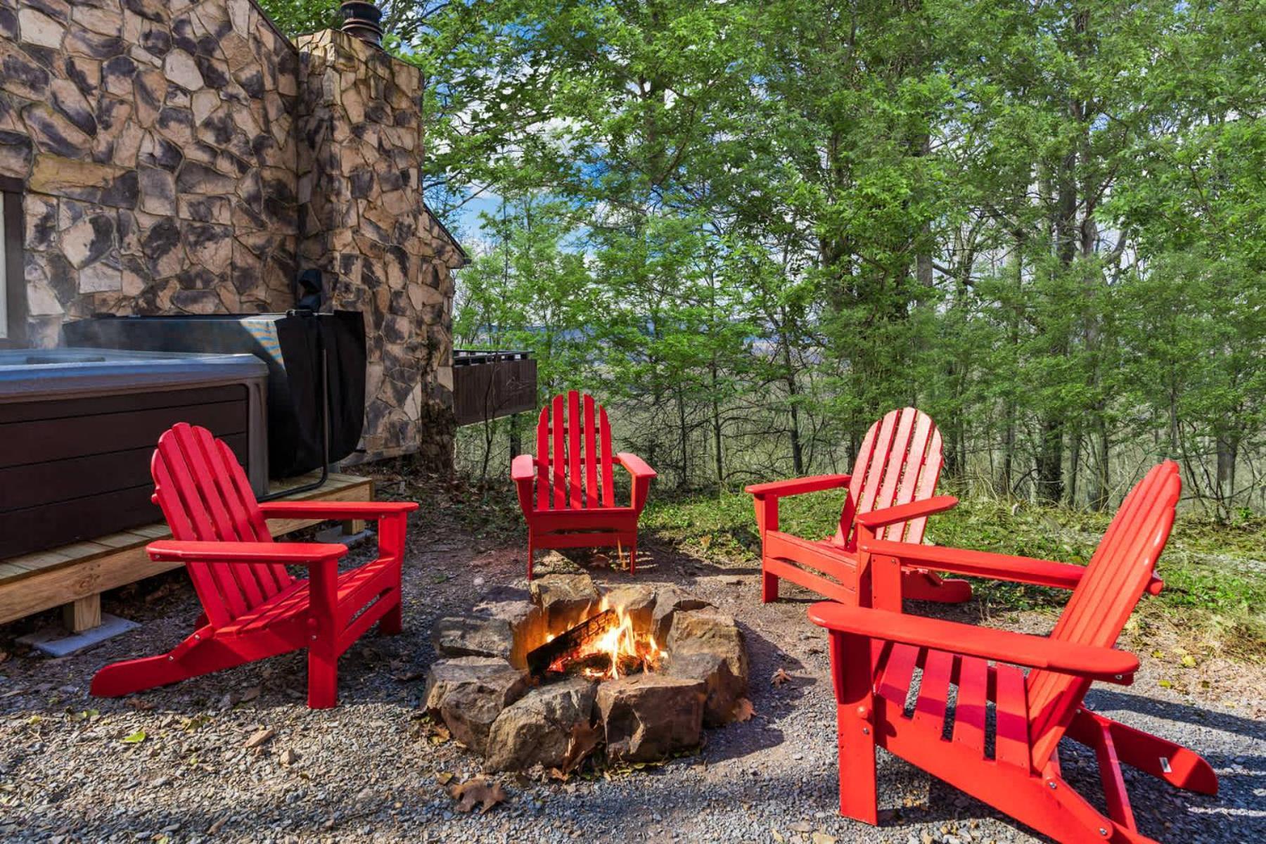 Amazing Views, Hot Tub, Fire Pit, Deck & Fireplace Inwood Екстериор снимка
